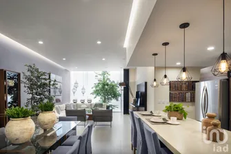 NEX-300715 - Departamento en Renta, con 3 recamaras, con 3 baños, con 145 m2 de construcción.
