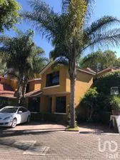 NEX-246238 - Casa en Venta, con 3 recamaras, con 2 baños, con 189 m2 de construcción.