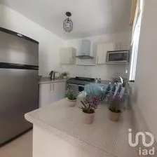 NEX-63606 - Casa en Venta, con 3 recamaras, con 1 baño, con 81 m2 de construcción.