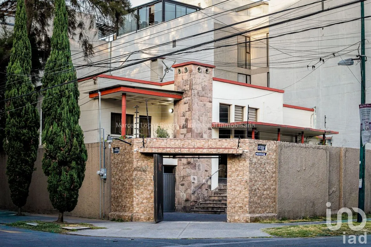 Casa en Venta en Narvarte Poniente, Benito Juárez, Ciudad de México | NEX-297338 | iad México | Foto 1 de 21