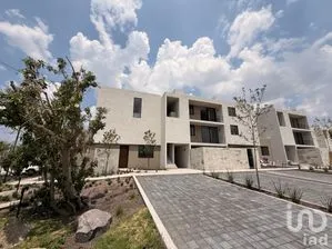 NEX-300418 - Departamento en Venta, con 2 recamaras, con 2 baños, con 95 m2 de construcción.