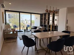NEX-300433 - Departamento en Venta, con 2 recamaras, con 2 baños, con 135 m2 de construcción.