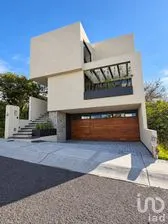 NEX-308562 - Casa en Venta, con 4 recamaras, con 3 baños, con 232 m2 de construcción.