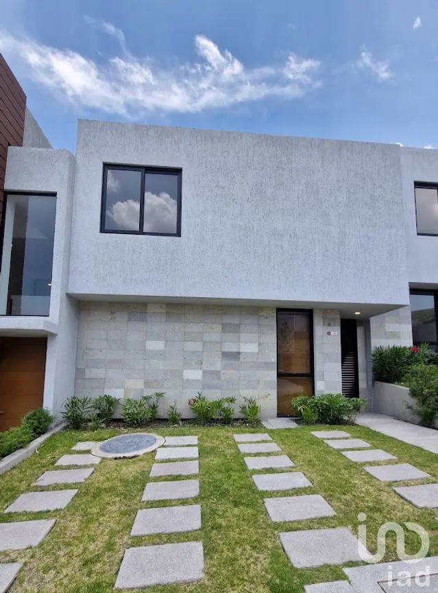 Casa en Venta en Nuevo Refugio, Querétaro, Querétaro | NEX-302759 | iad México | Foto 1 de 17