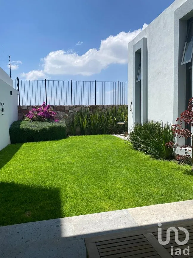 Casa en Venta en Lomas de Juriquilla, Querétaro, Querétaro | NEX-304218 | iad México | Foto 2 de 20