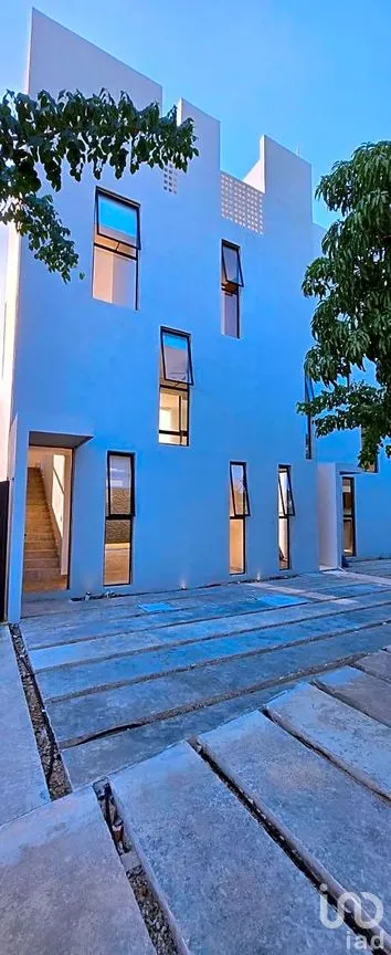 Casa en Venta en Cholul, Mérida, Yucatán | NEX-303337 | iad México | Foto 2 de 27