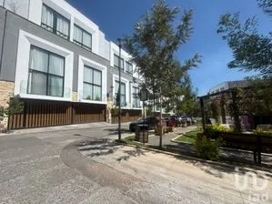NEX-304758 - Departamento en Venta, con 3 recamaras, con 3 baños, con 140 m2 de construcción.