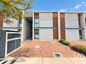 NEX-306089 - Departamento en Renta, con 2 recamaras, con 2 baños, con 93 m2 de construcción.