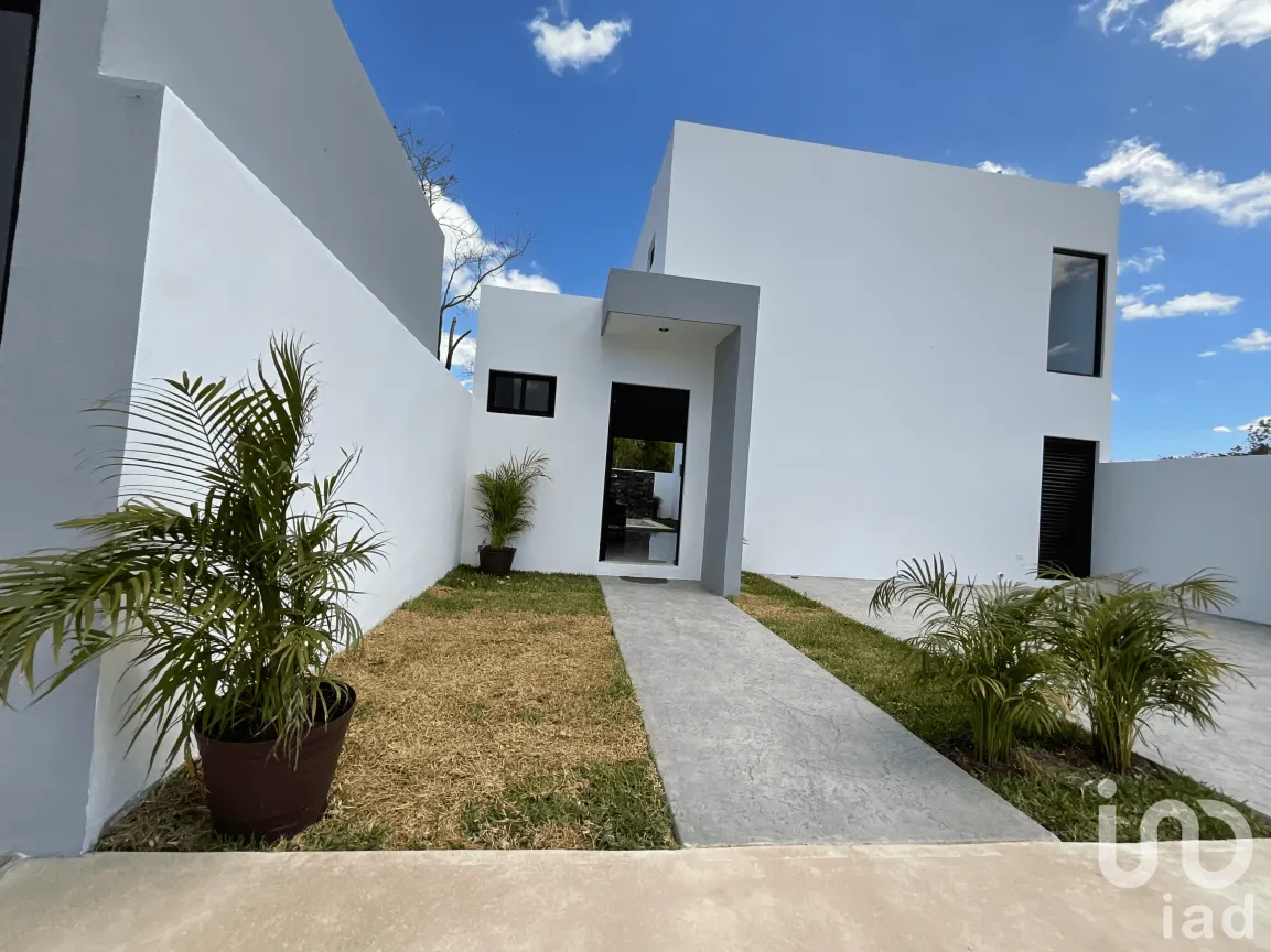 Casa en Venta en Misnébalam, Mérida, Yucatán | NEX-144411 | iad México | Foto 1 de 18
