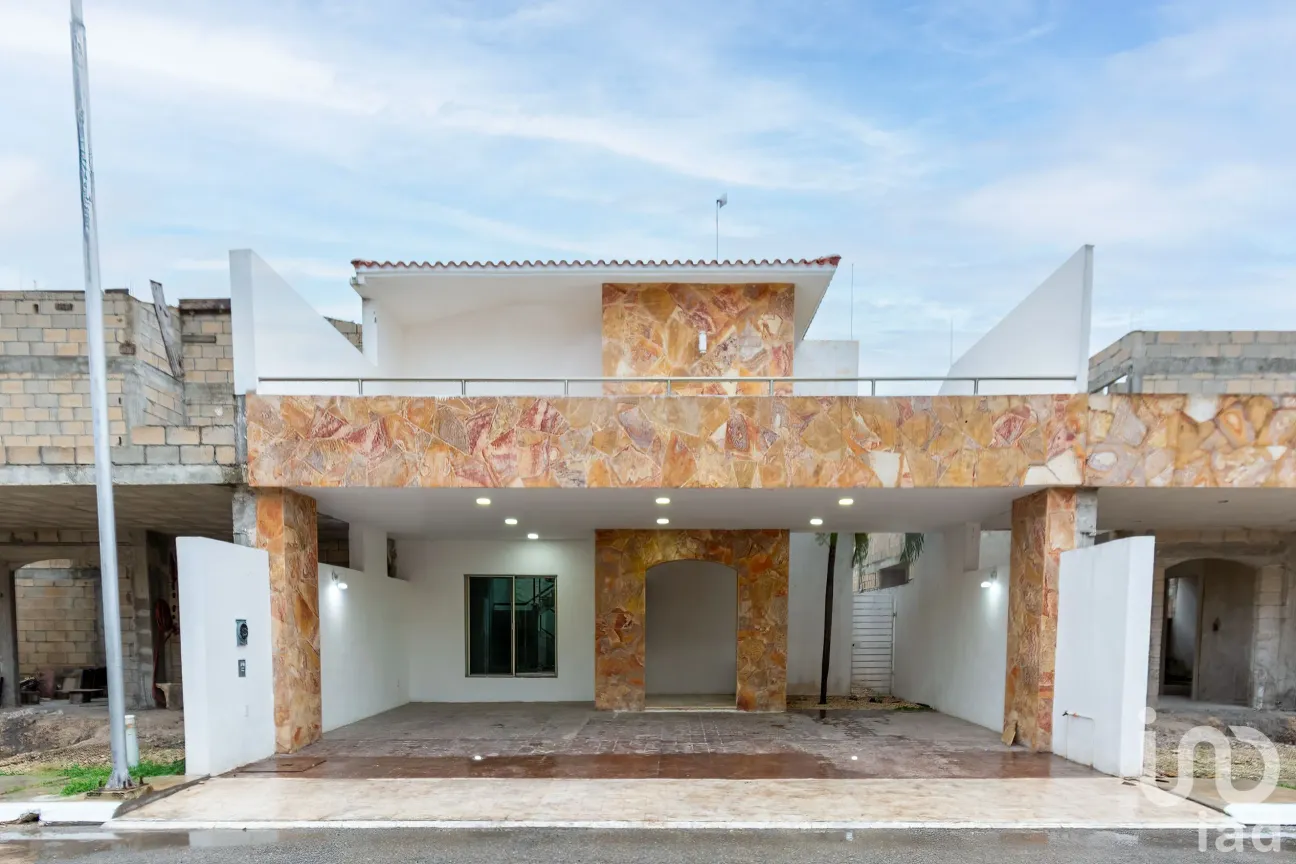 Casa en Venta en X-Cuyum, Conkal, Yucatán | NEX-165429 | iad México | Foto 1 de 24