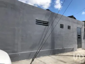 NEX-12218 - Casa en Venta, con 5 recamaras, con 3 baños, con 130 m2 de construcción en Supermanzana 59, CP 77515, Quintana Roo.