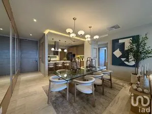NEX-154939 - Departamento en Venta, con 3 recamaras, con 2 baños, con 207 m2 de construcción.