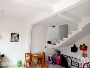 NEX-156008 - Casa en Venta, con 3 recamaras, con 3 baños, con 272 m2 de construcción.