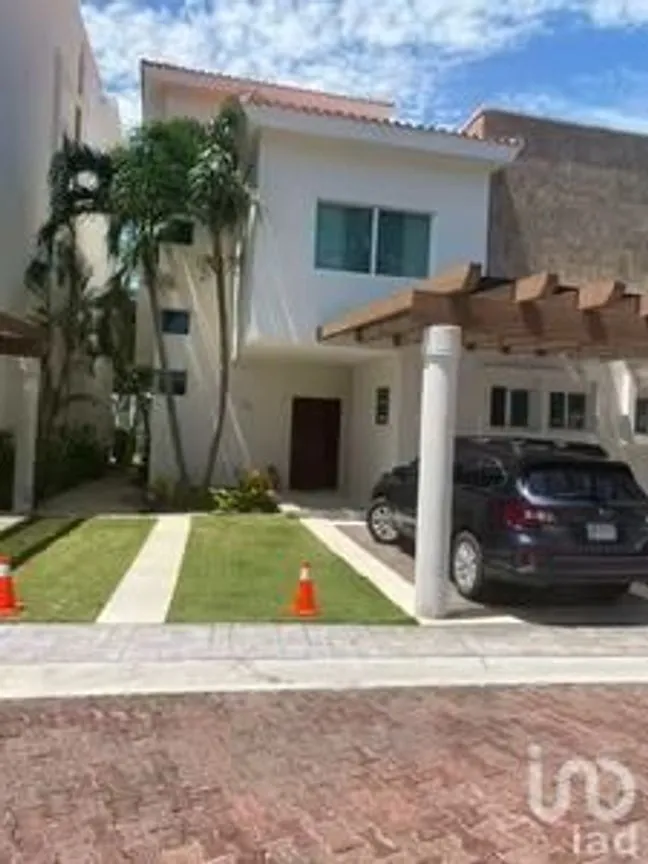 Casa en Renta en Zona Hotelera, Benito Juárez, Quintana Roo | NEX-171738 | iad México | Foto 20 de 20