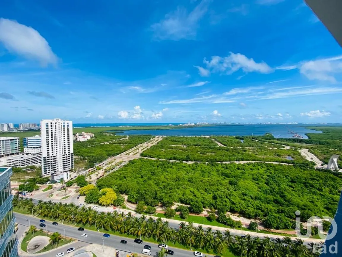 Departamento en Venta en Supermanzana 4 Centro, Benito Juárez, Quintana Roo | NEX-185959 | iad México | Foto 1 de 28