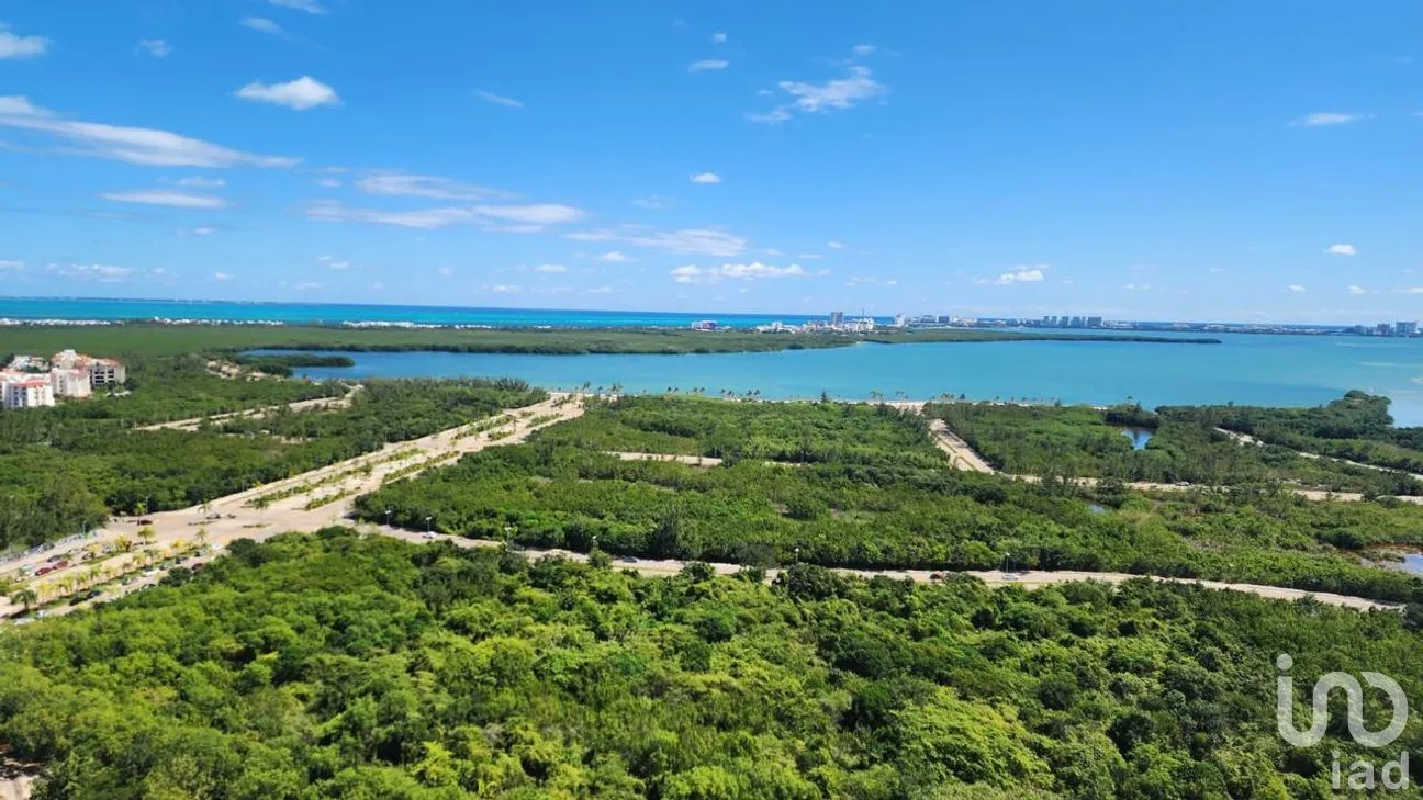 Departamento en Venta en Supermanzana 4 Centro, Benito Juárez, Quintana Roo | NEX-206665 | iad México | Foto 2 de 13