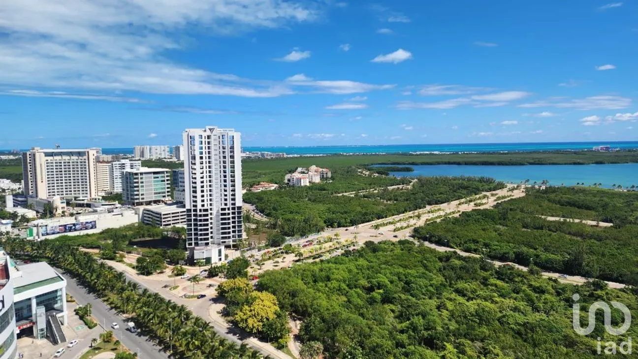 Departamento en Venta en Supermanzana 4 Centro, Benito Juárez, Quintana Roo | NEX-206665 | iad México | Foto 1 de 13