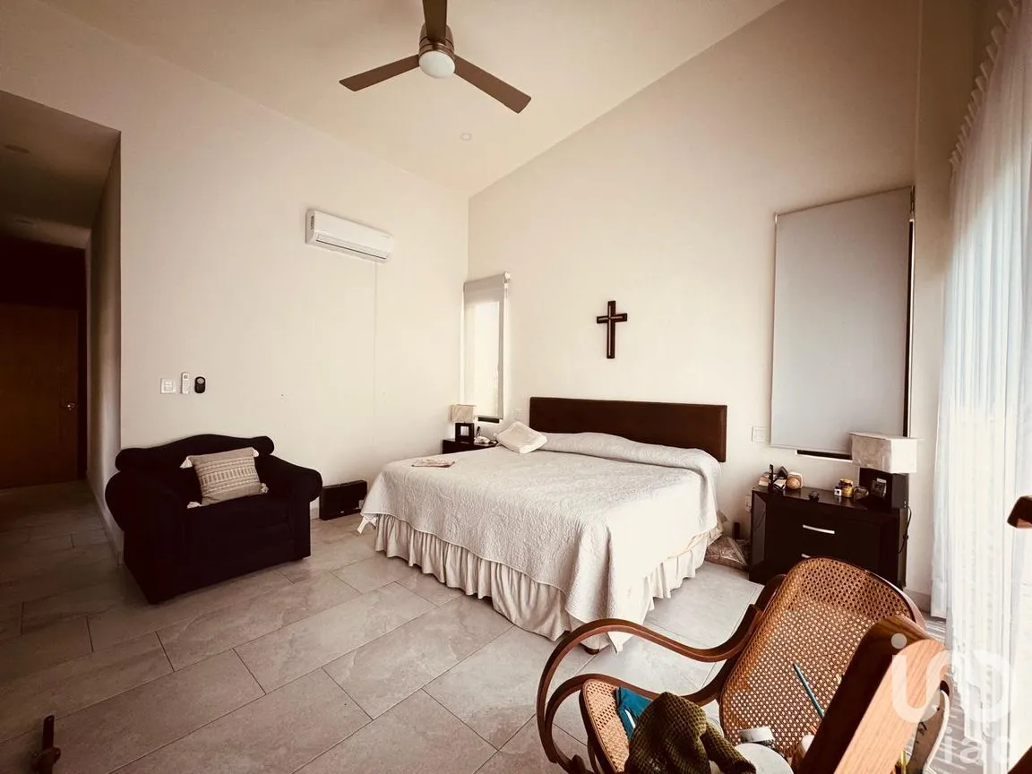 Casa en Venta en Lagos del Sol, Benito Juárez, Quintana Roo | NEX-217623 | iad México | Foto 8 de 18