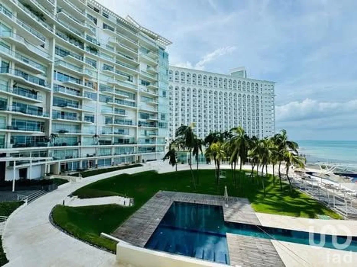 Departamento en Venta en Zona Hotelera, Benito Juárez, Quintana Roo | NEX-241225 | iad México | Foto 1 de 18