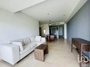 NEX-247992 - Departamento en Renta, con 2 recamaras, con 2 baños, con 99 m2 de construcción en Cancún Centro, CP 77500, Quintana Roo.