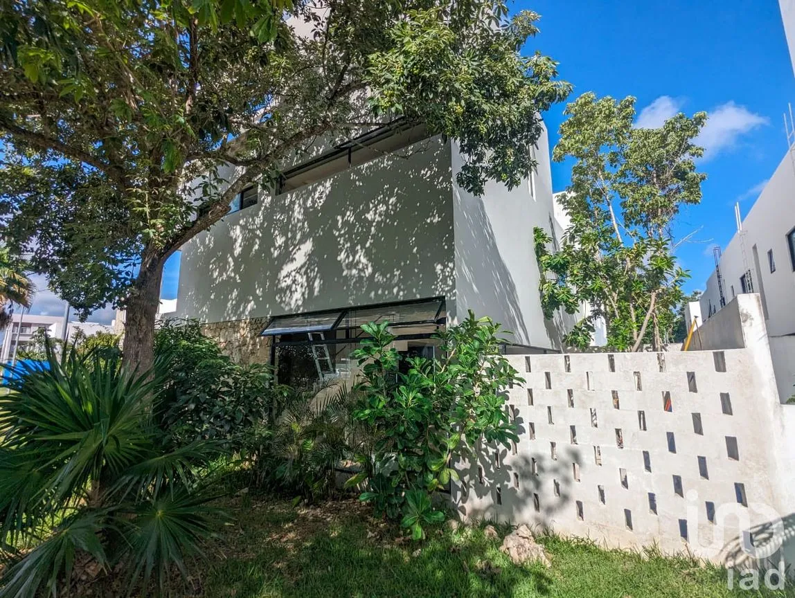 Casa en Venta en Arbolada, Benito Juárez, Quintana Roo | NEX-261051 | iad México | Foto 2 de 16