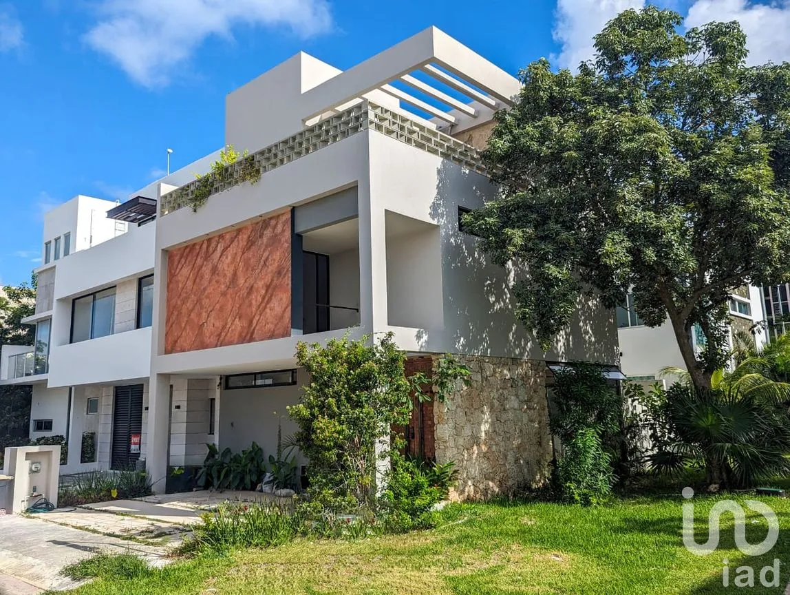 Casa en Venta en Arbolada, Benito Juárez, Quintana Roo | NEX-261051 | iad México | Foto 1 de 16