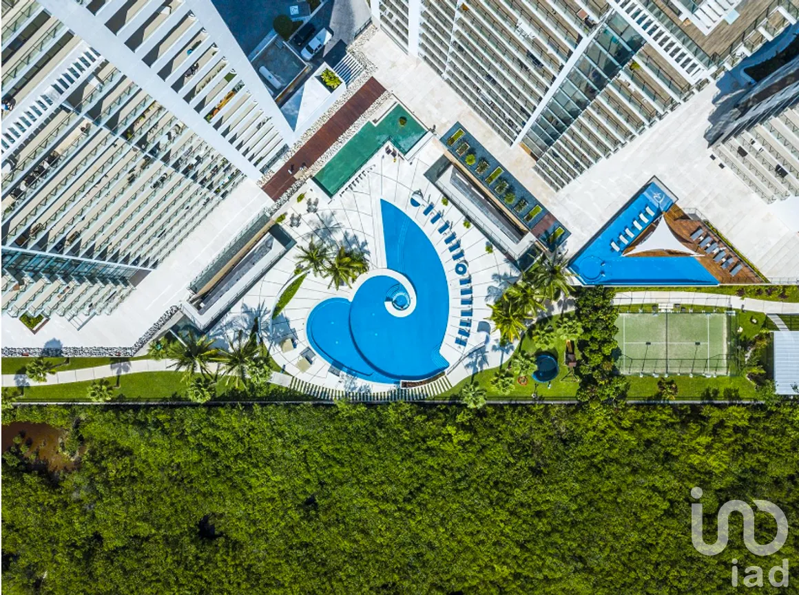 Departamento en Venta en Zona Hotelera, Benito Juárez, Quintana Roo | NEX-261138 | iad México | Foto 1 de 19