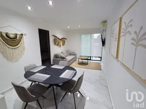 NEX-262394 - Departamento en Renta, con 2 recamaras, con 2 baños, con 87 m2 de construcción.