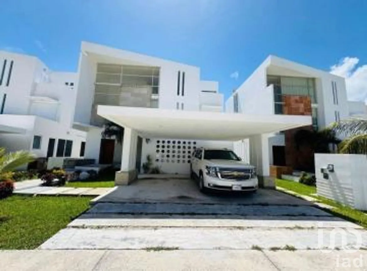 Casa en Venta en Supermanzana 46, Benito Juárez, Quintana Roo | NEX-263023 | iad México | Foto 2 de 26
