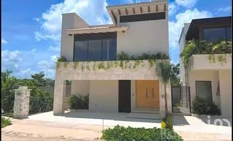 NEX-265835 - Casa en Venta, con 3 recamaras, con 3 baños, con 288 m2 de construcción en Los Santos, CP 77518, Quintana Roo.
