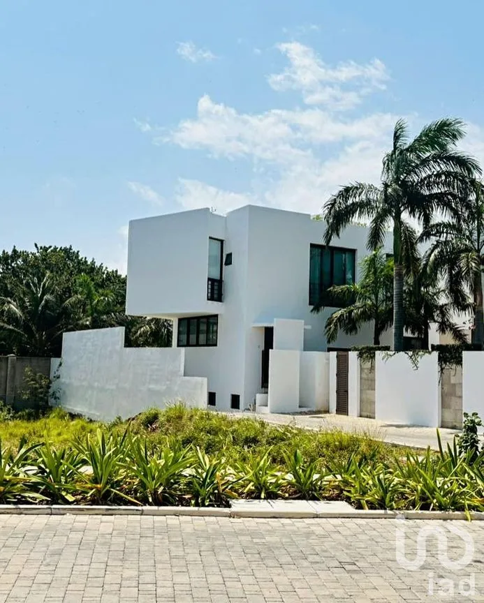 Terreno en Venta en Cancún Centro, Benito Juárez, Quintana Roo | NEX-285333 | iad México | Foto 2 de 10