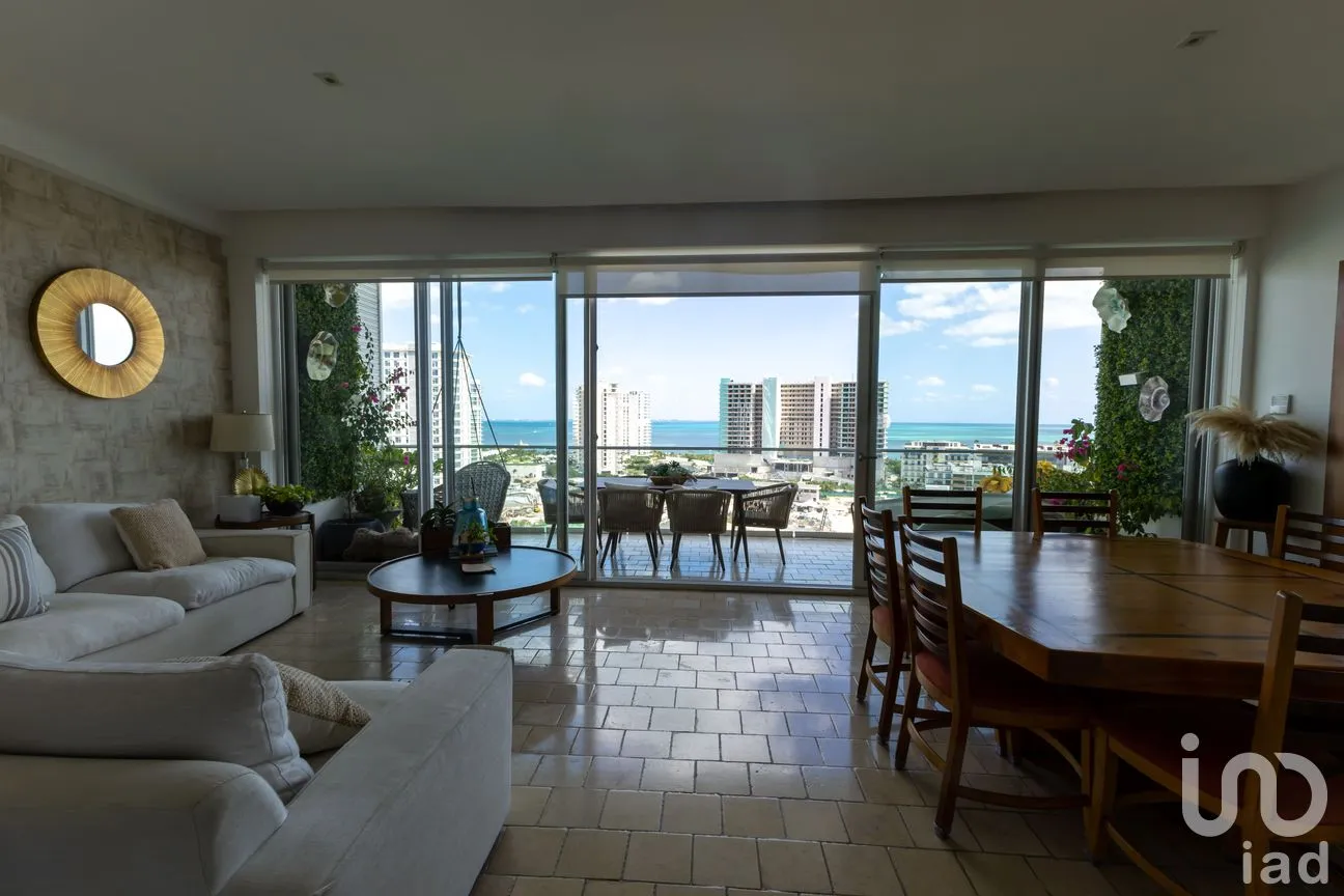 Departamento en Venta en Cancún Centro, Benito Juárez, Quintana Roo | NEX-286781 | iad México | Foto 2 de 12