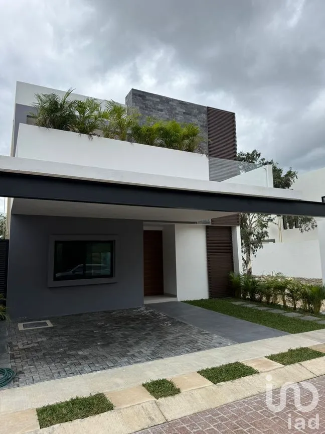 Casa en Venta en Vía Cumbres Residencial, Benito Juárez, Quintana Roo | NEX-289812 | iad México | Foto 1 de 17