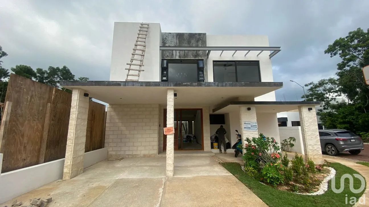 Casa en Venta en Residencial Cumbres, Benito Juárez, Quintana Roo | NEX-290107 | iad México | Foto 1 de 24