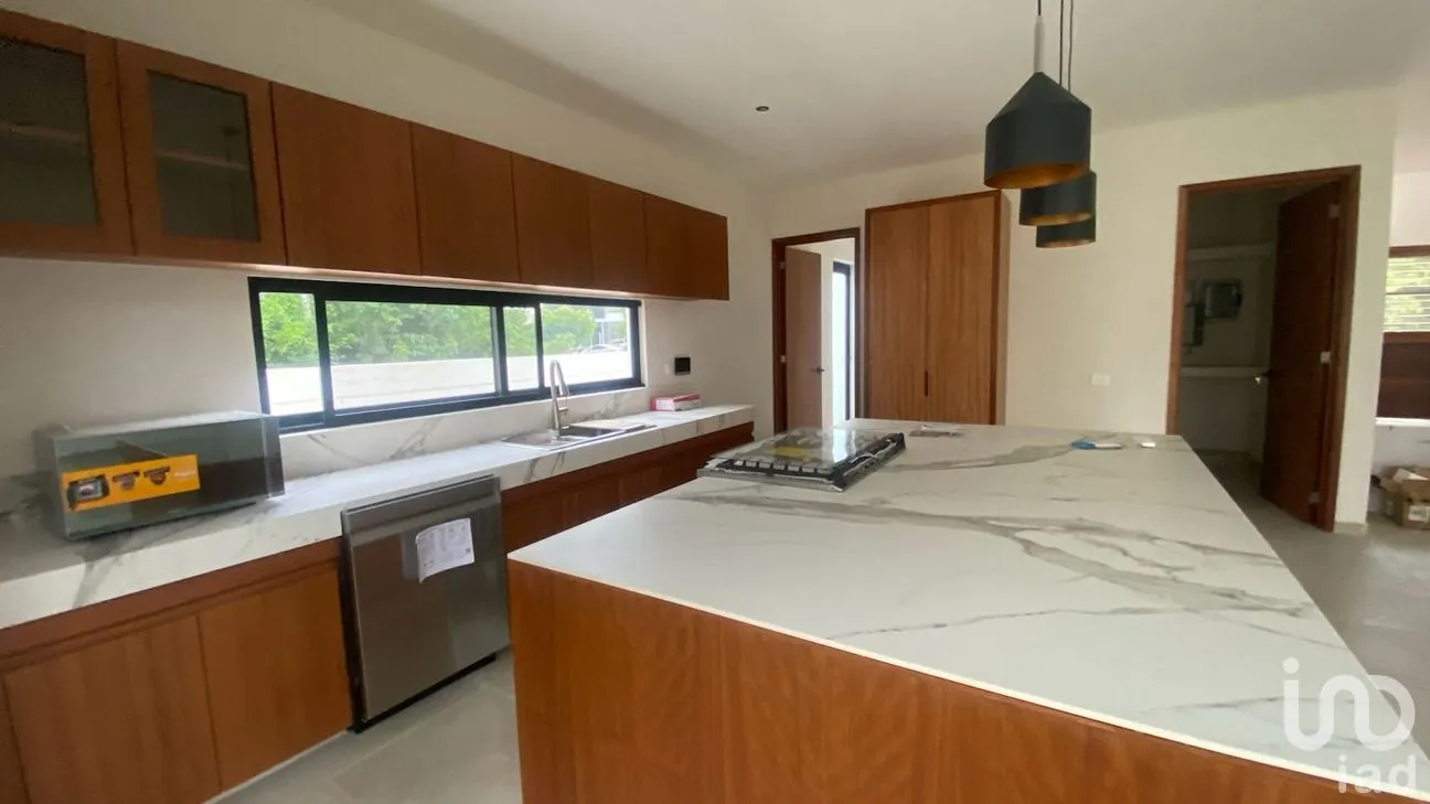 Casa en Venta en Residencial Cumbres, Benito Juárez, Quintana Roo | NEX-290107 | iad México | Foto 1 de 23