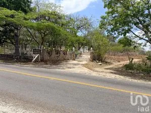 NEX-305652 - Terreno en Venta, con 1 recamara, con 1 baño, con 23440 m2 de construcción.