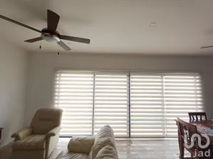 NEX-306392 - Casa en Venta, con 3 recamaras, con 2 baños, con 150 m2 de construcción.