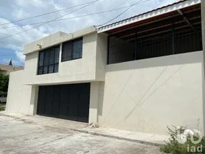 NEX-37924 - Casa en Venta, con 5 recamaras, con 5 baños, con 400 m2 de construcción en La Lomita, CP 29060, Chiapas.
