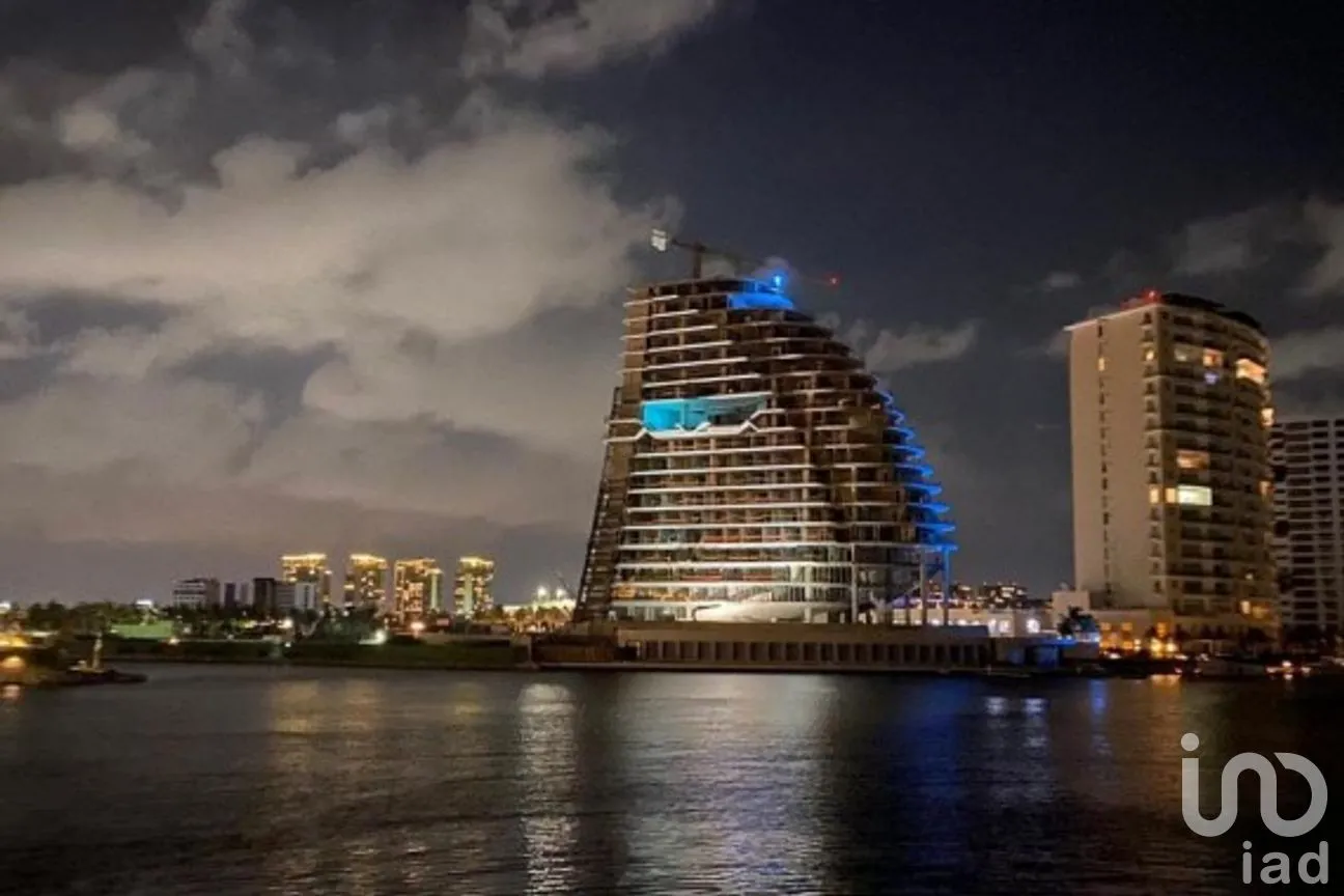 Departamento en Venta en Zona Hotelera, Benito Juárez, Quintana Roo | NEX-43129 | iad México | Foto 1 de 21