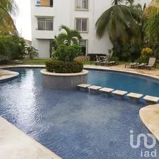 NEX-49325 - Departamento en Renta, con 3 recamaras, con 3 baños, con 130 m2 de construcción en Supermanzana 11, CP 77504, Quintana Roo.