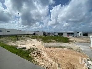 NEX-58045 - Terreno en Venta, con 2354 m2 de construcción en Cancún Centro, CP 77500, Quintana Roo.