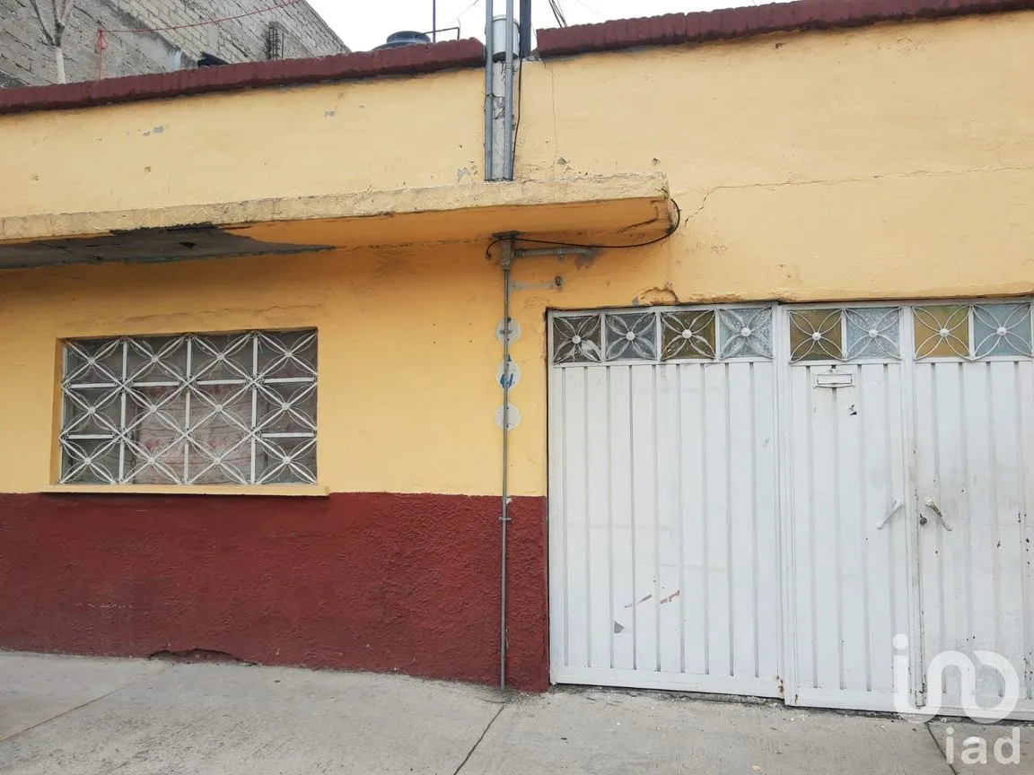 Casa en Venta en Arenal 4a Sección, Venustiano Carranza, Ciudad de México | NEX-49871 | iad México | Foto 1 de 5