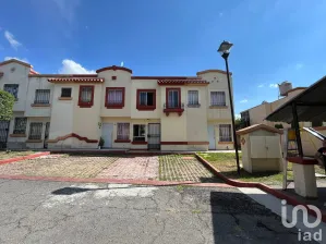 NEX-172825 - Casa en Venta, con 2 recamaras, con 1 baño, con 68 m2 de construcción en Villa del Real, CP 55749, México.