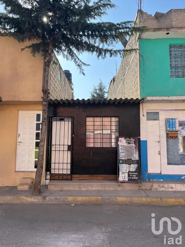 Casa en Venta en Ampliación Llano de los Báez Sección Izcalli, Ecatepec de Morelos, México