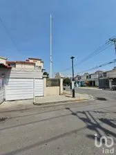 NEX-206016 - Casa en Venta, con 2 recamaras, con 1 baño, con 57 m2 de construcción.