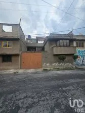 NEX-236649 - Casa en Venta, con 5 recamaras, con 3 baños, con 170 m2 de construcción en Carlos Hank Gonzalez, CP 09700, Ciudad de México.