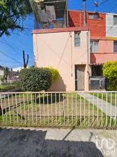 NEX-236654 - Casa en Renta, con 2 recamaras, con 1 baño, con 59 m2 de construcción en Jardín Balbuena, CP 15900, Ciudad de México.