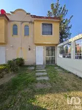 NEX-241171 - Casa en Renta, con 2 recamaras, con 1 baño, con 62 m2 de construcción en Las Américas, CP 55076, México.