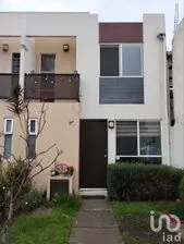 NEX-252139 - Casa en Renta, con 3 recamaras, con 1 baño, con 80 m2 de construcción.