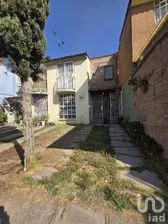 NEX-266348 - Casa en Venta, con 2 recamaras, con 1 baño, con 86 m2 de construcción.